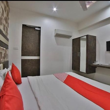 Hotel Green Apple Gandhinagar Ngoại thất bức ảnh